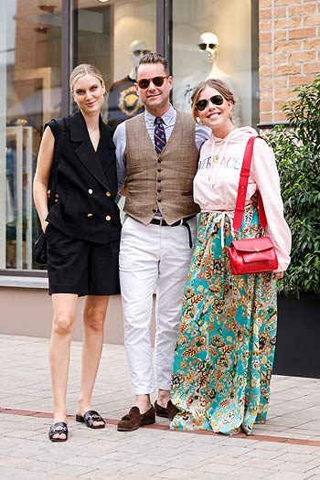 Kim Hnizdo, Bastian Ammelounx, Josefina Vilsmaier im Ingolstadt Village (Photo by Streetstyleshooters)